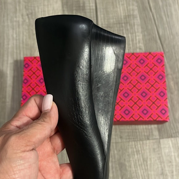Tory Burch Leather Shoes - Picture 6 of 10